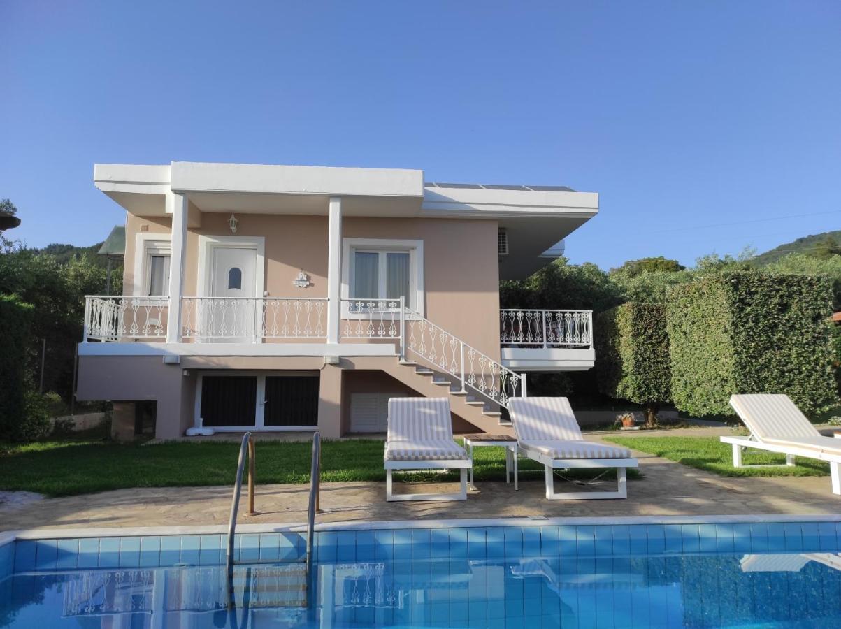 Villa Aphrodite Ríza 외부 사진